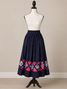 Vintage Vicki Lynn Bardon / Suttles & Seawinds Navy Patchwork Floral Maxi Skirt